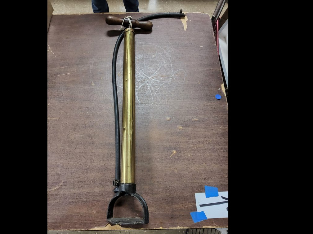 Brass tire pump