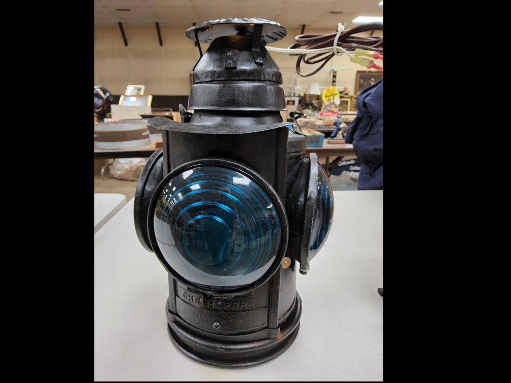 Handlan CMStP&PRR  caboose lantern with mounting bracket