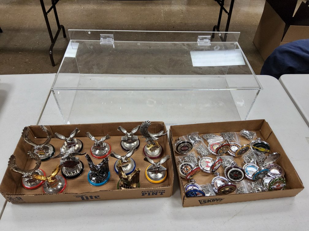 Set of 12 Harley Davidson Franklin Mint Limited Edition pocket watch collection and display