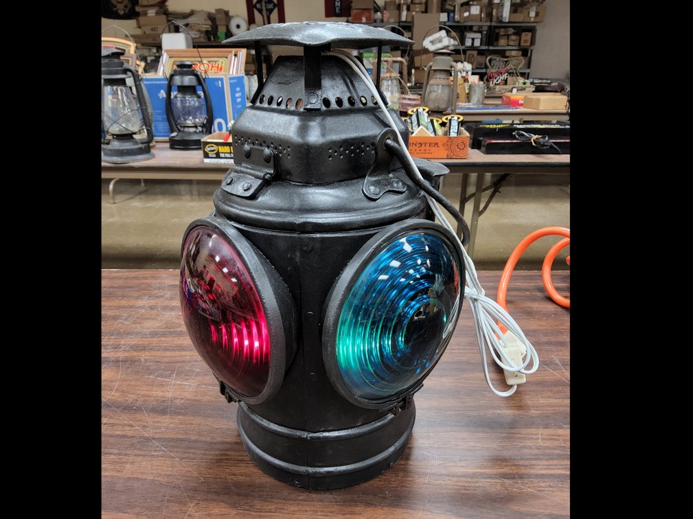 Adlake Erie RR caboose lantern