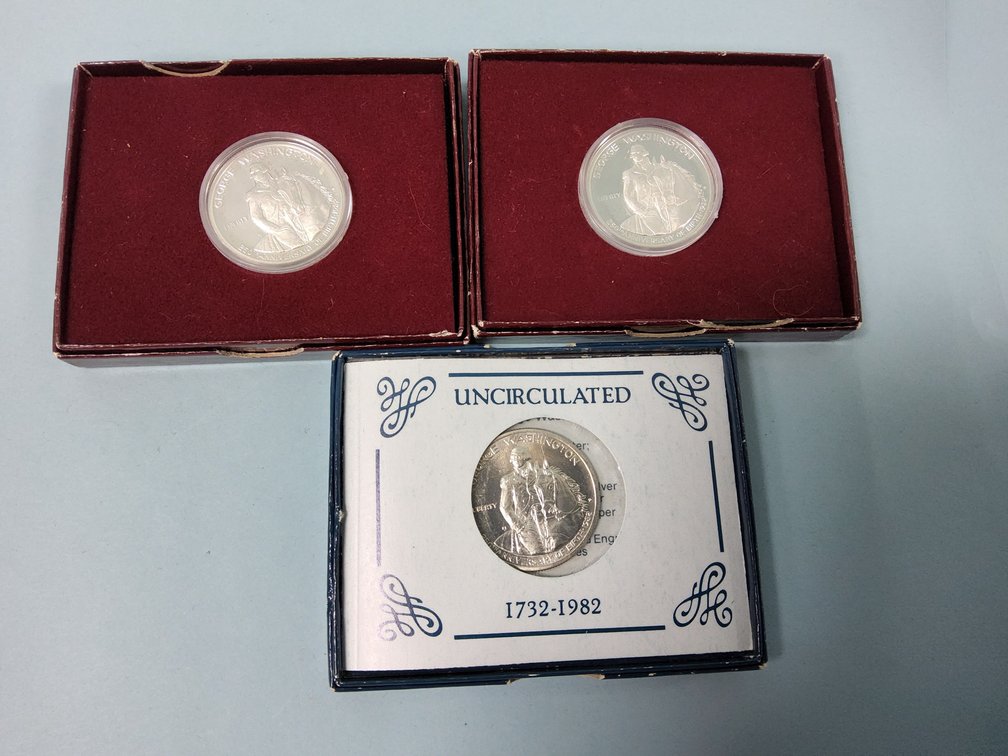 2, 1982S Proof Silver Washington Commemorative Half Dollars and a 1982D Unc Half Dollar