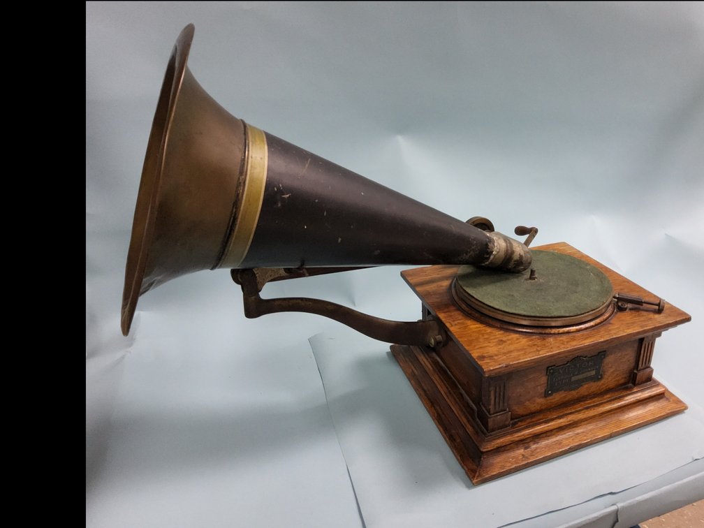 Desirable Victor Model C Disc Phonograph SN. 10498