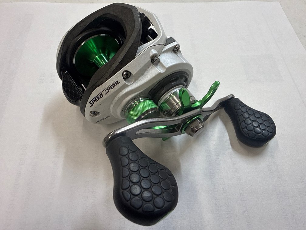 LEWS Mach 1 Speed Spool bait caster.
