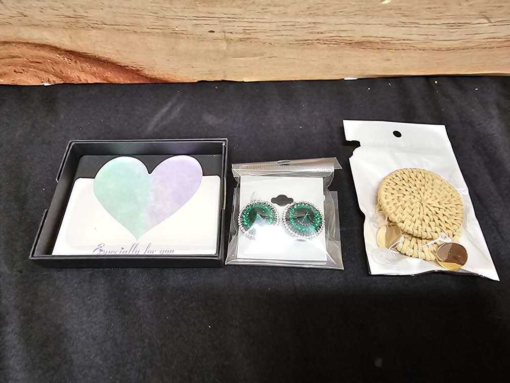 2 Pair of Earrings