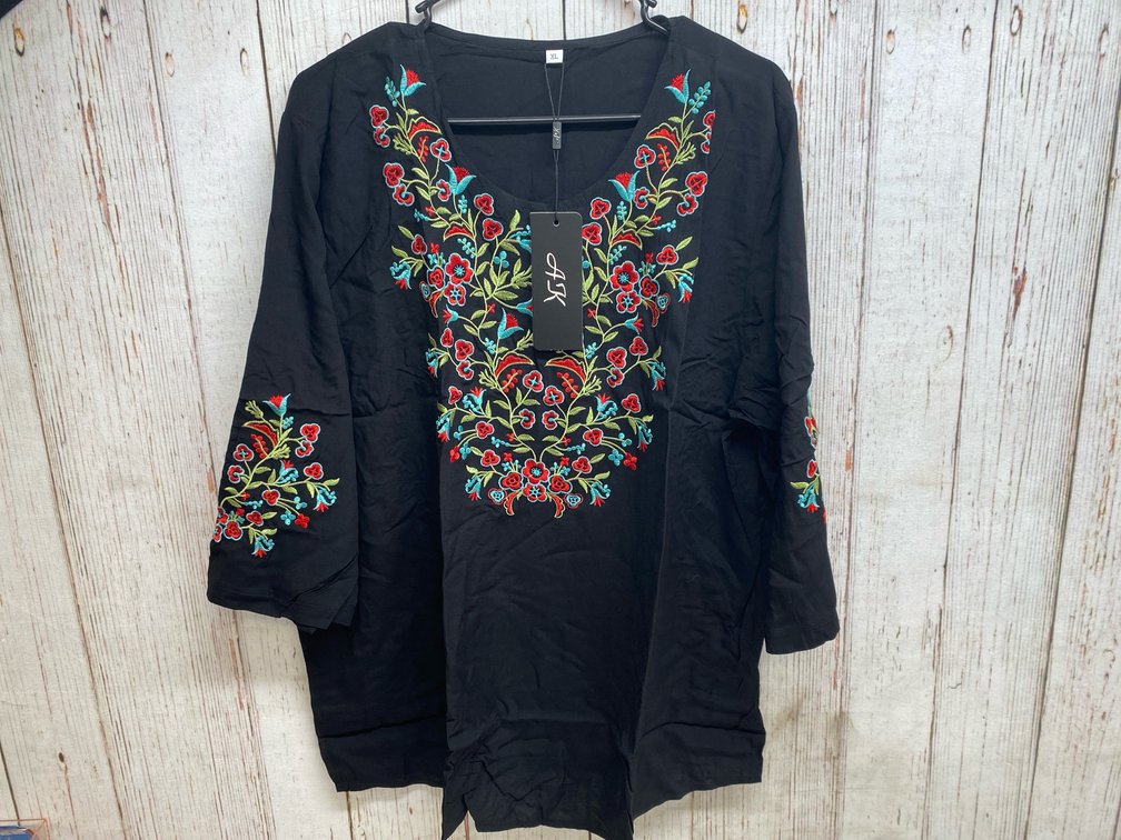 Womens XL Shirt