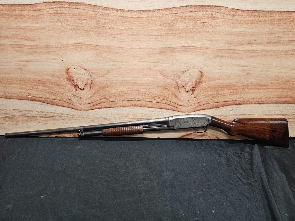 Winchester Model 12-12Ga Full Pump Shotgun