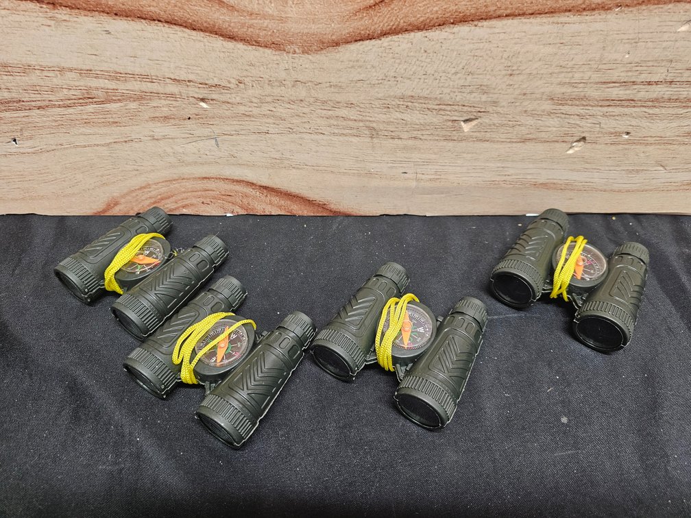 4 Plastic Kids Binoculars