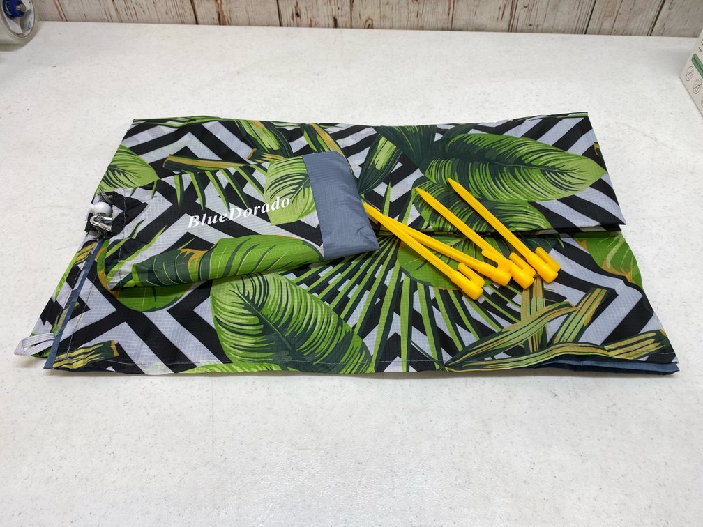80”x82” Water/Sand Proof Picnic Blanket