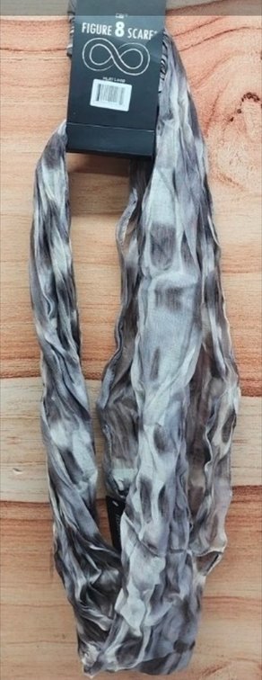 D&Y Figure 8 Scarf