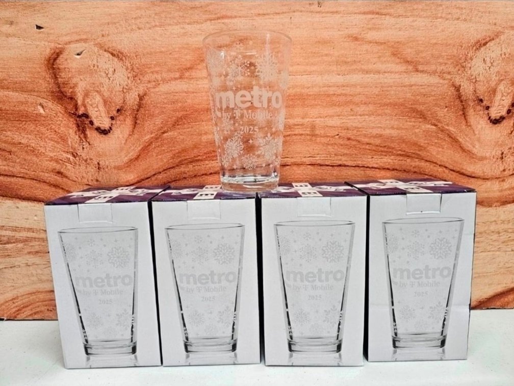 (4) Glass Metro Branded Pint Glasses