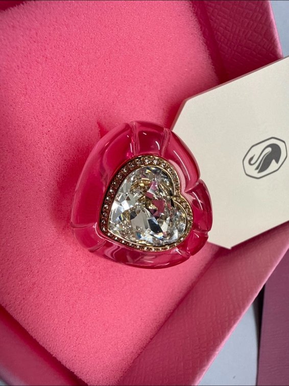 Retails $99 Dulcis cocktail ring Heart cut, Pavé, Heart, Pink