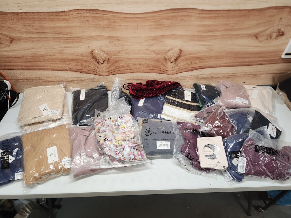 Womens Clothing Lot Varisous Sizes