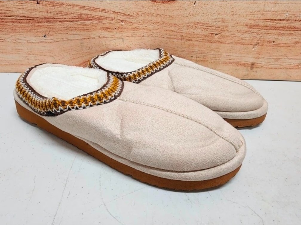 Size 7/8 Tasman Slippers