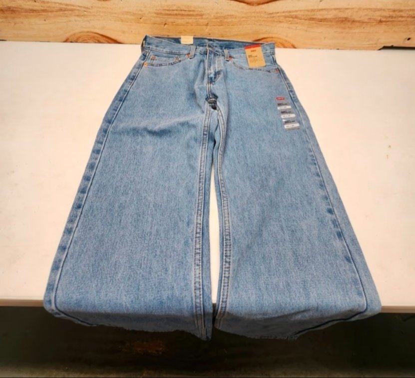 Men's 32 x 30 Levis Jeans