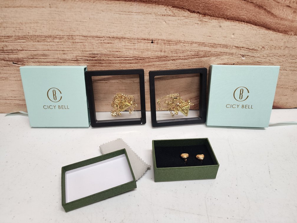 Jewelry Lot