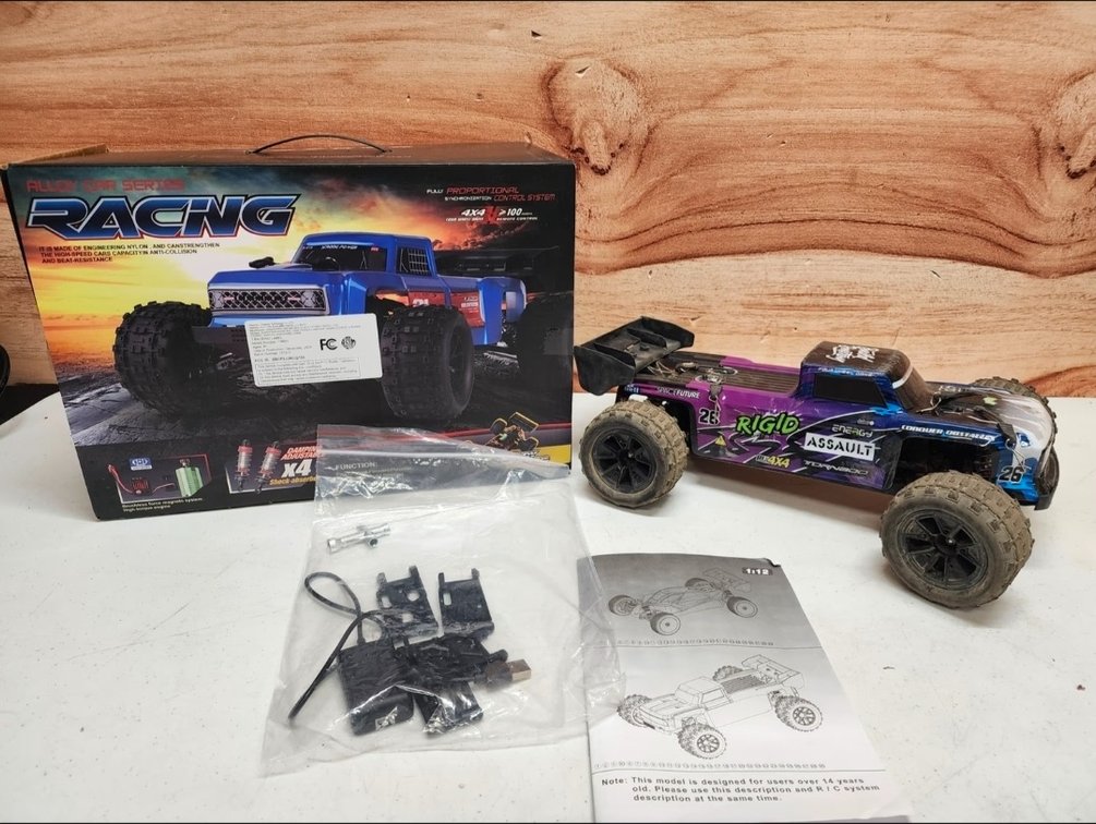 14 R/C Truck