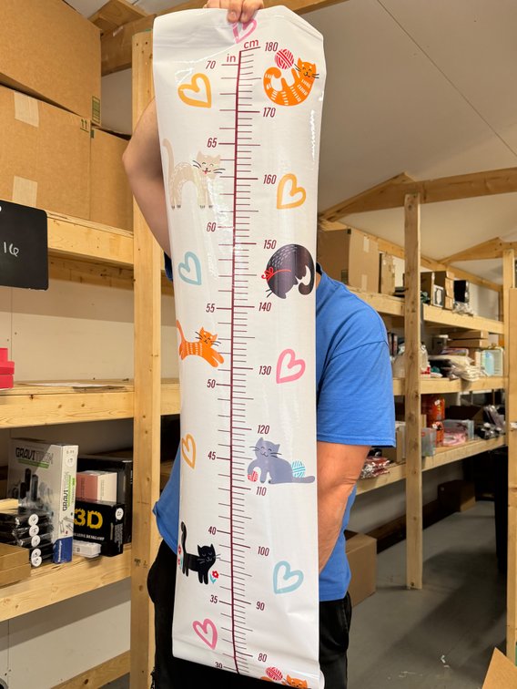 Kids growth measurement for their wall