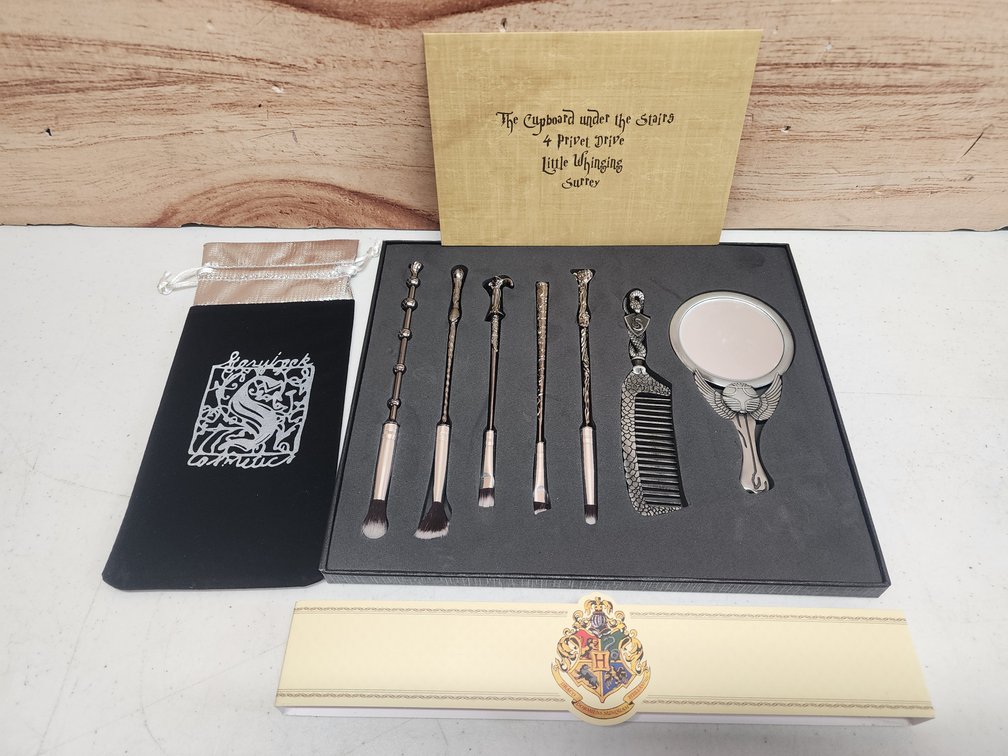7pc Metal Harry Potter Makeup Brush Set