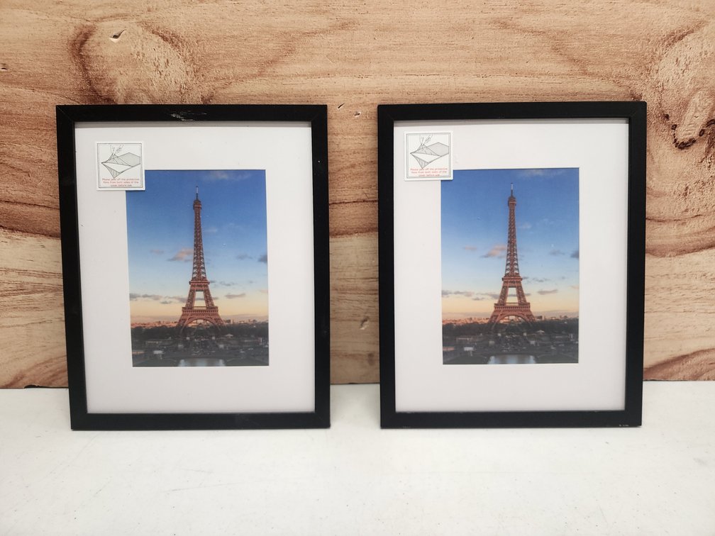 (2) 8in x 10in Plastic Frame Photo Frame