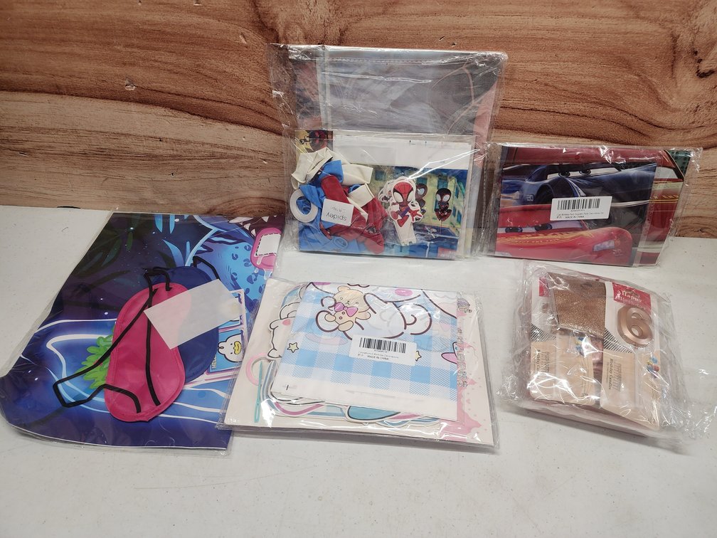 Miscellaneous Party Supply Lot