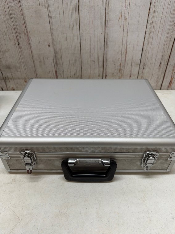 Metal brief case