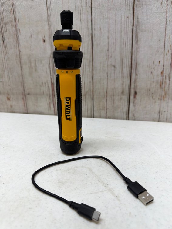 DEWALT Cordless Screwdriver, 4V USB Rechargeable Electric Screwdriver