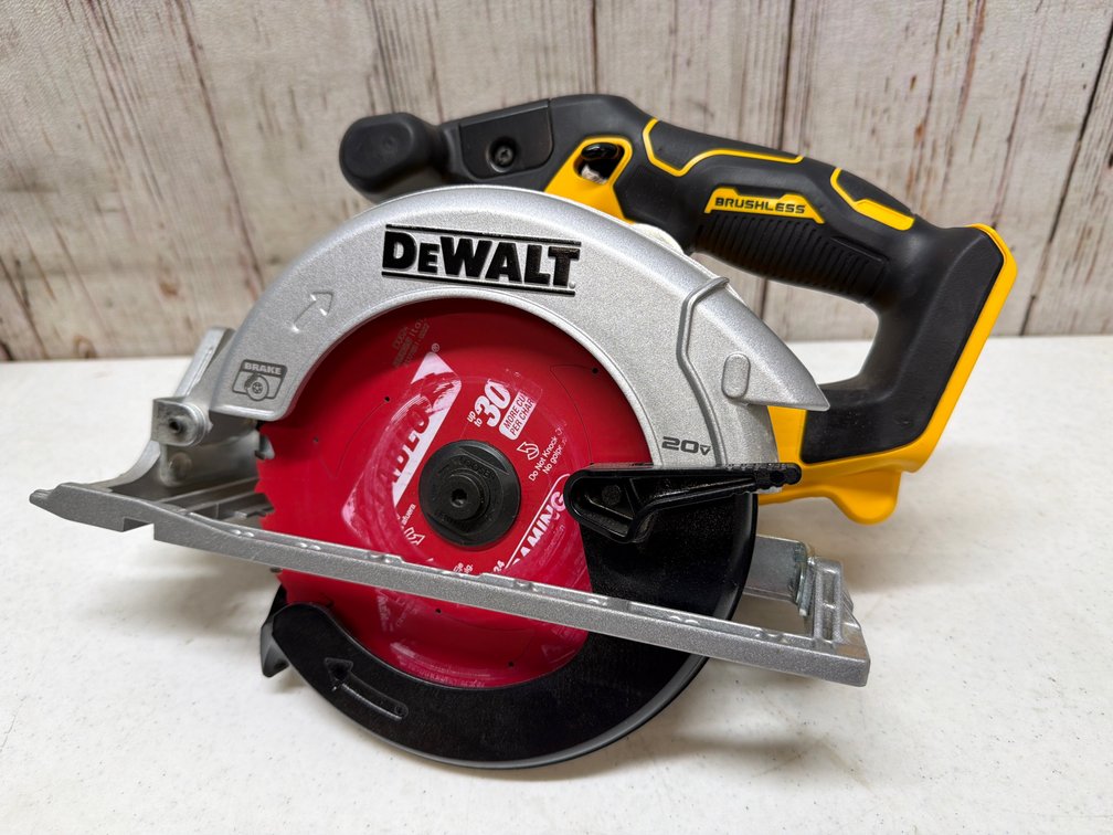 Dewalt 20v  6 1/2” circular saw tool only