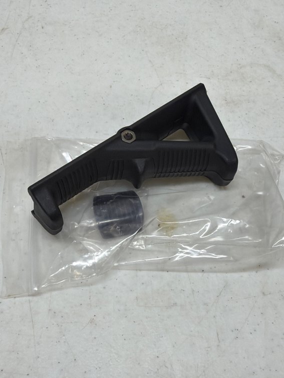 MagPul AFG 2 forward (black)