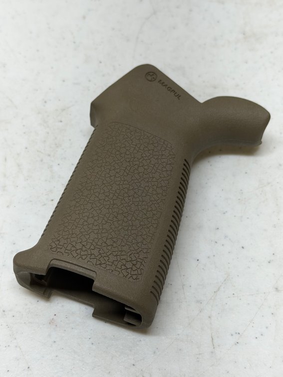 MagPul grip