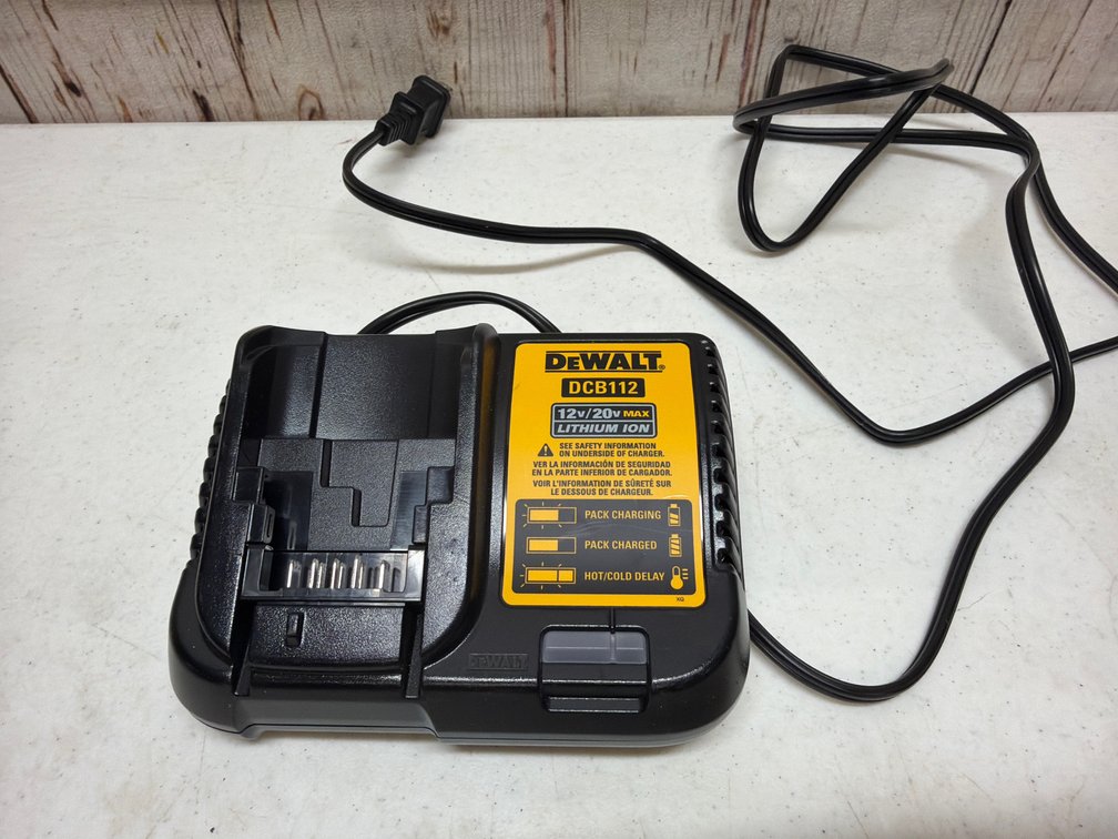 Dewalt 12v/20v charger