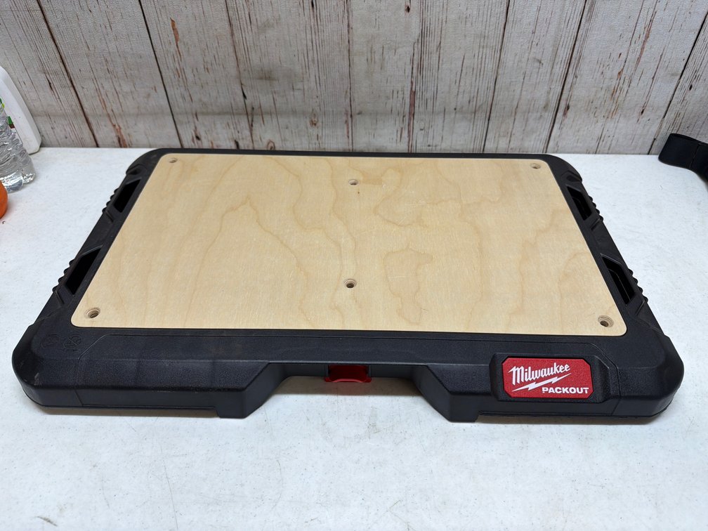 Milwaukee pack out top/tool top