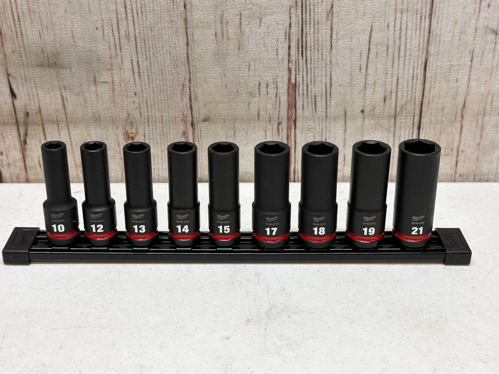 Milwaukee 1/2” deep well 10 mm to 21 mm