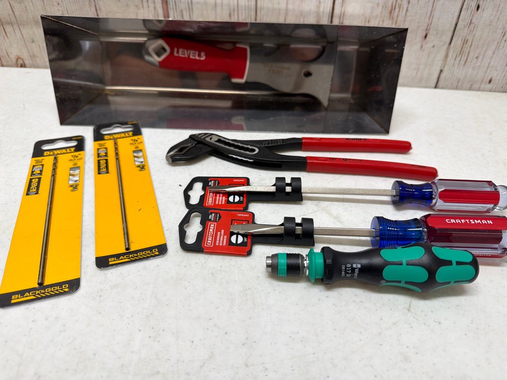 Tool lot
