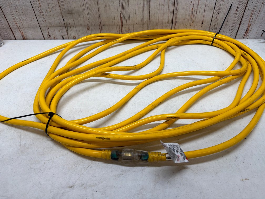 Heavy Duty 50ft Yellow Jacket ext cord