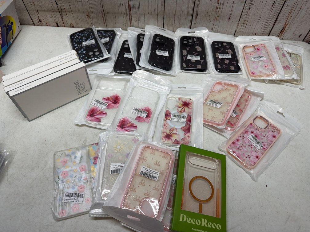 20+ newer iphone cases varies but mostly iphone