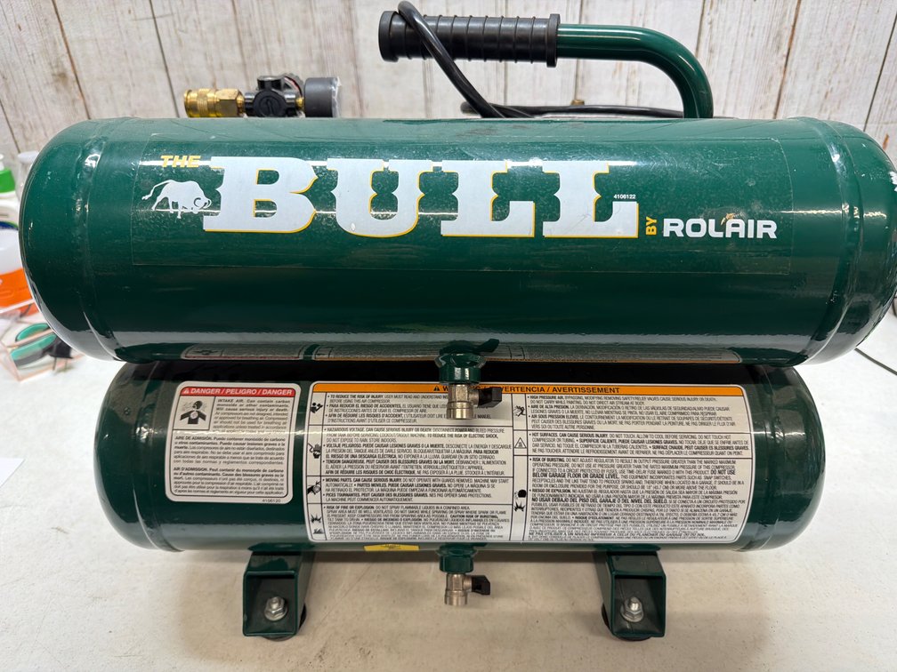 Rolair The Bull compressor