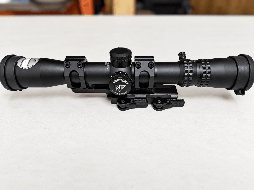 NightForce NXS 2.5x10x32 scope with mounts