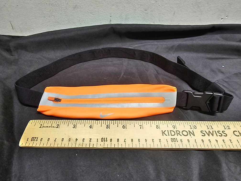 Nike Running Pouch 