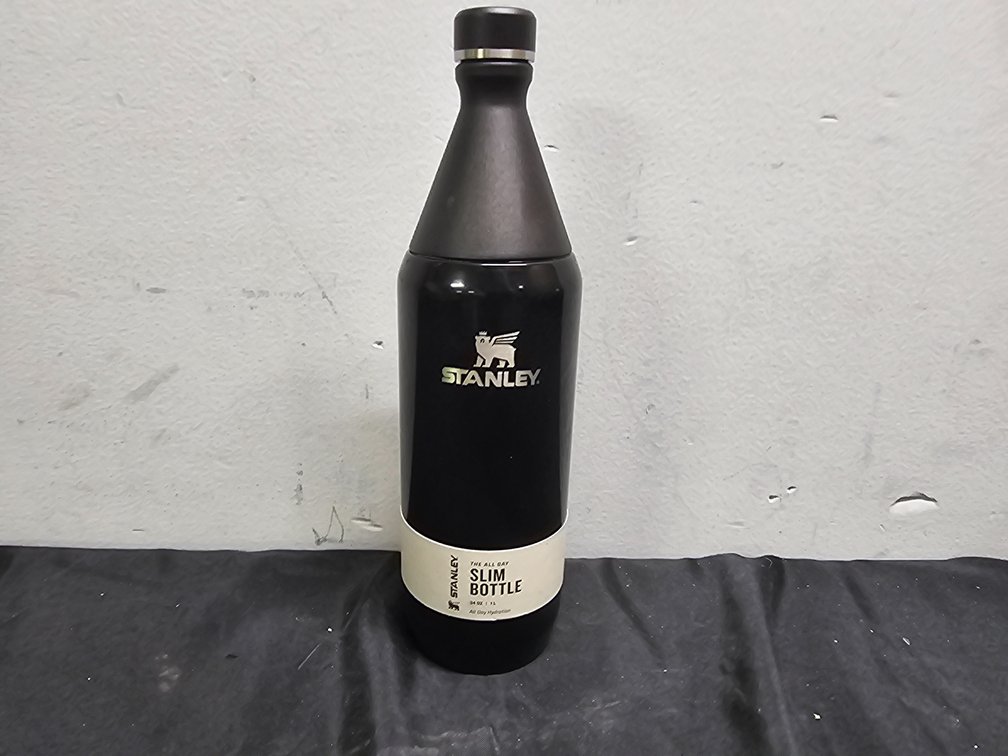 Stanley 34oz Slim Bottle 