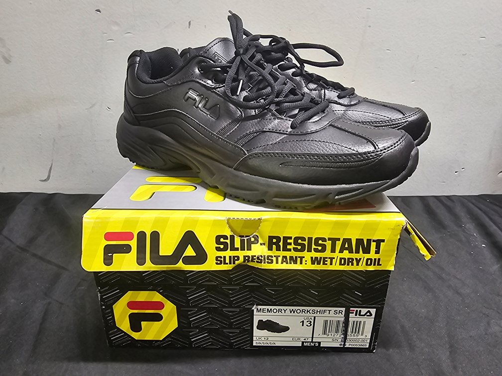 Men's 13 Fila Memory Workshift 