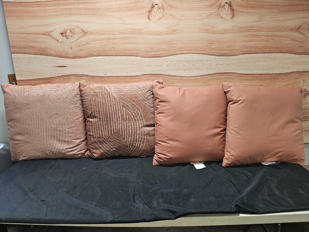 24in x 24in Threshold Pillow