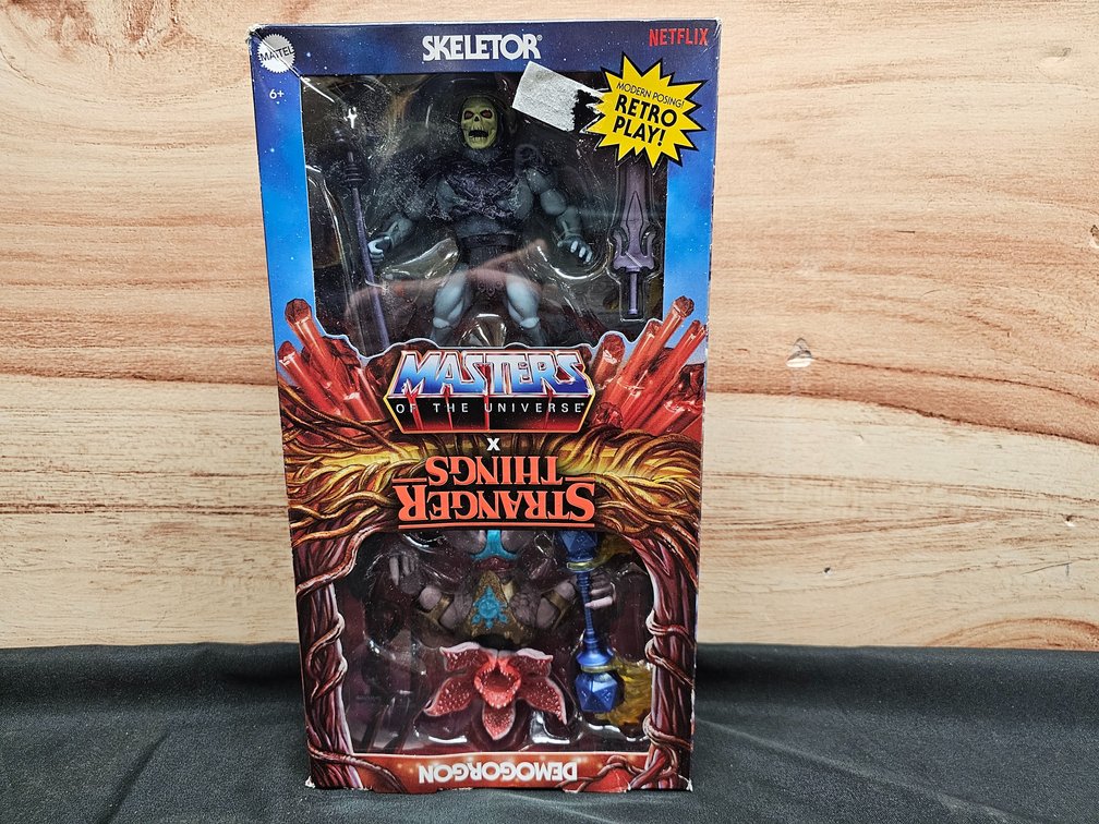 Masters Of The Universe X Stranger Things Skeletor & Demogorgon