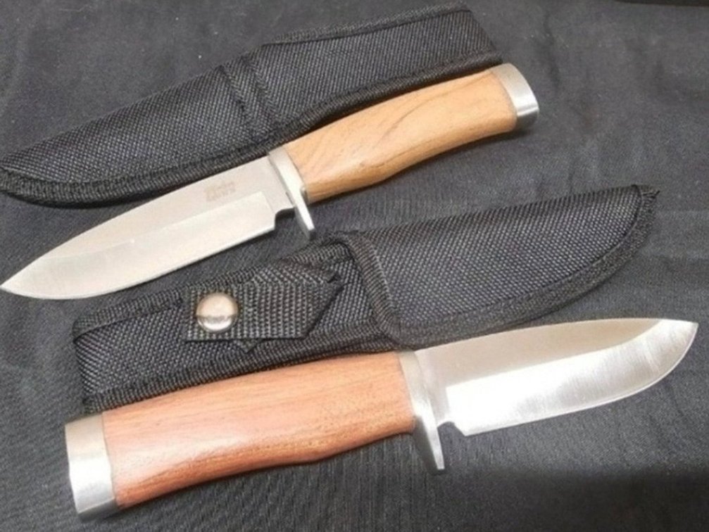 (2) 4.25in Blade Rosewood Handle Engravable Knife