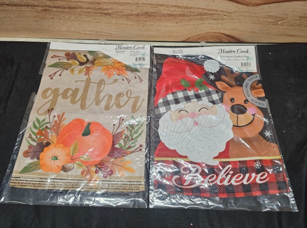 (2) Meadow Creek Garden Flags