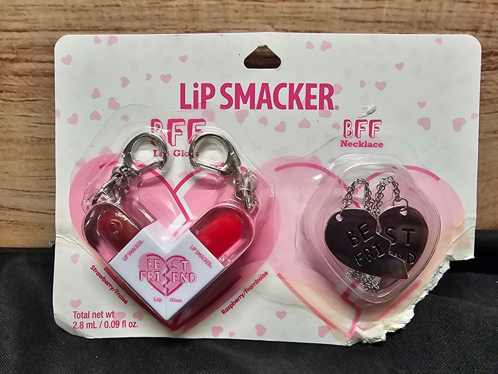 Lip Smacker Lip Gloss & BFF Necklace 