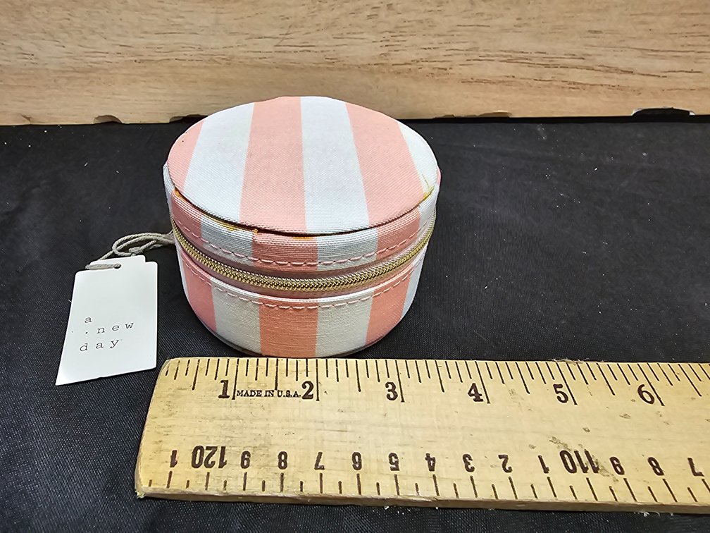 A new Day Jewerly Box