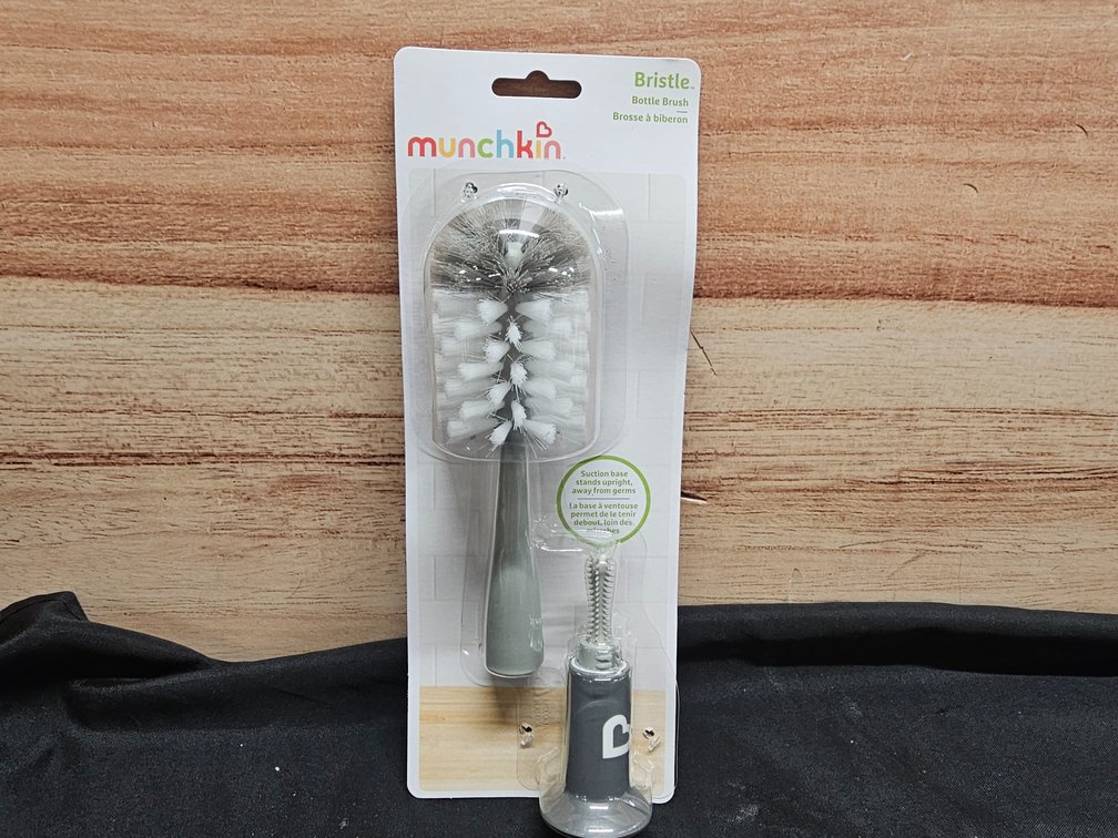 Munchkin Bristle Bottle Brush 