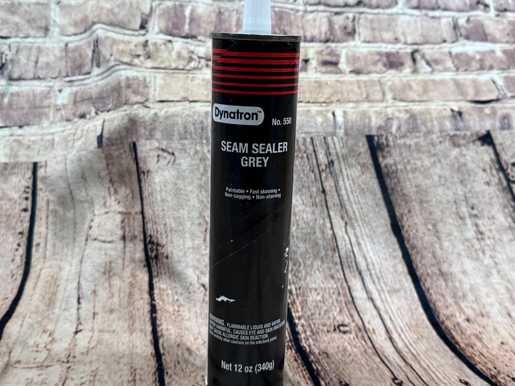 Dynatron Seam Sealer Grey