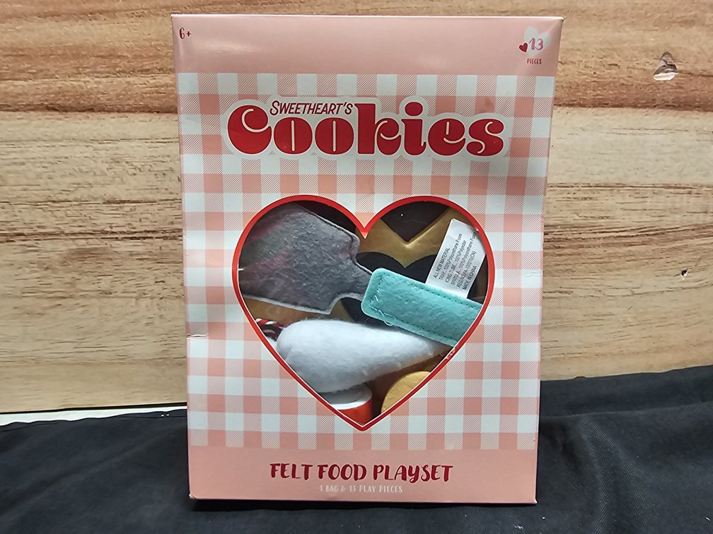 Sweetheart's Cookies 13pc Felt Food Playset