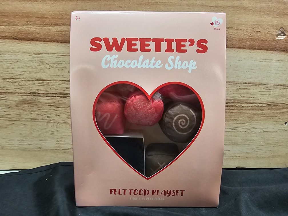 Sweetie's Chocolate Shop 15pc Felt Food Playset